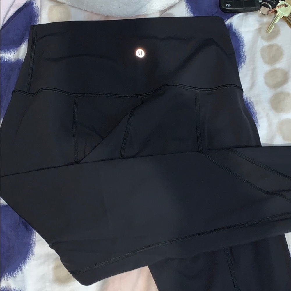 Lululemon Mesh Cropped Leggings